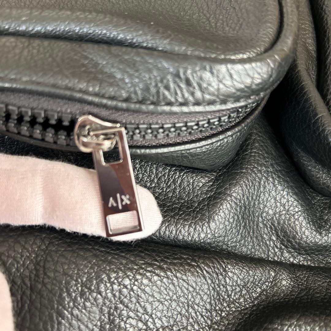 アルマーニ エクスチェンジ リュック 革製 黒