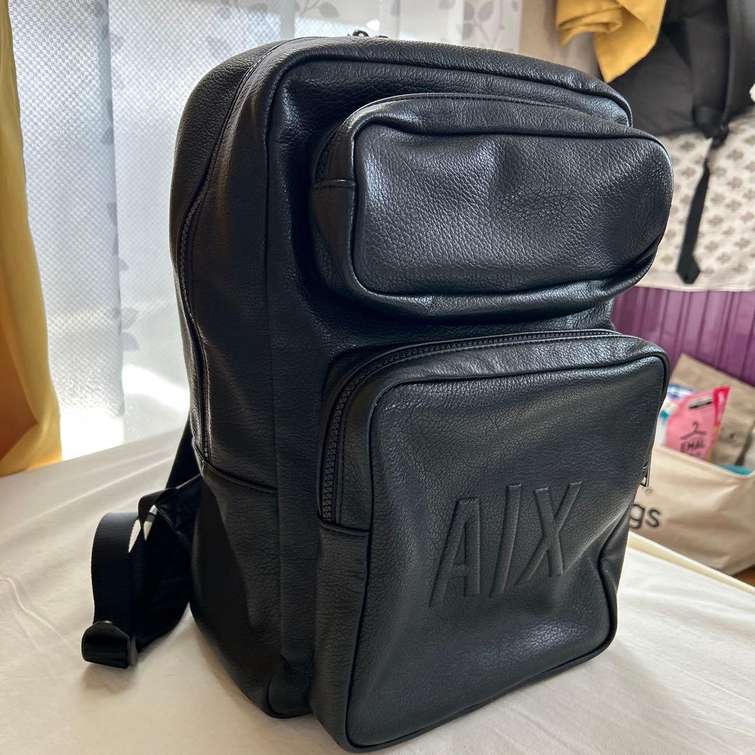 アルマーニ エクスチェンジ リュック 革製 黒