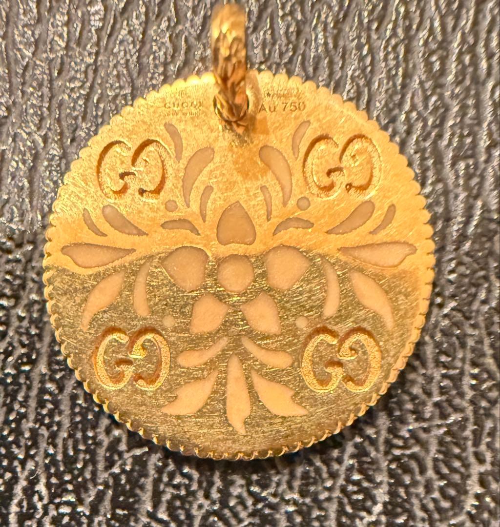 GUCCI 750ゴールド GGロゴ 花柄チャーム
