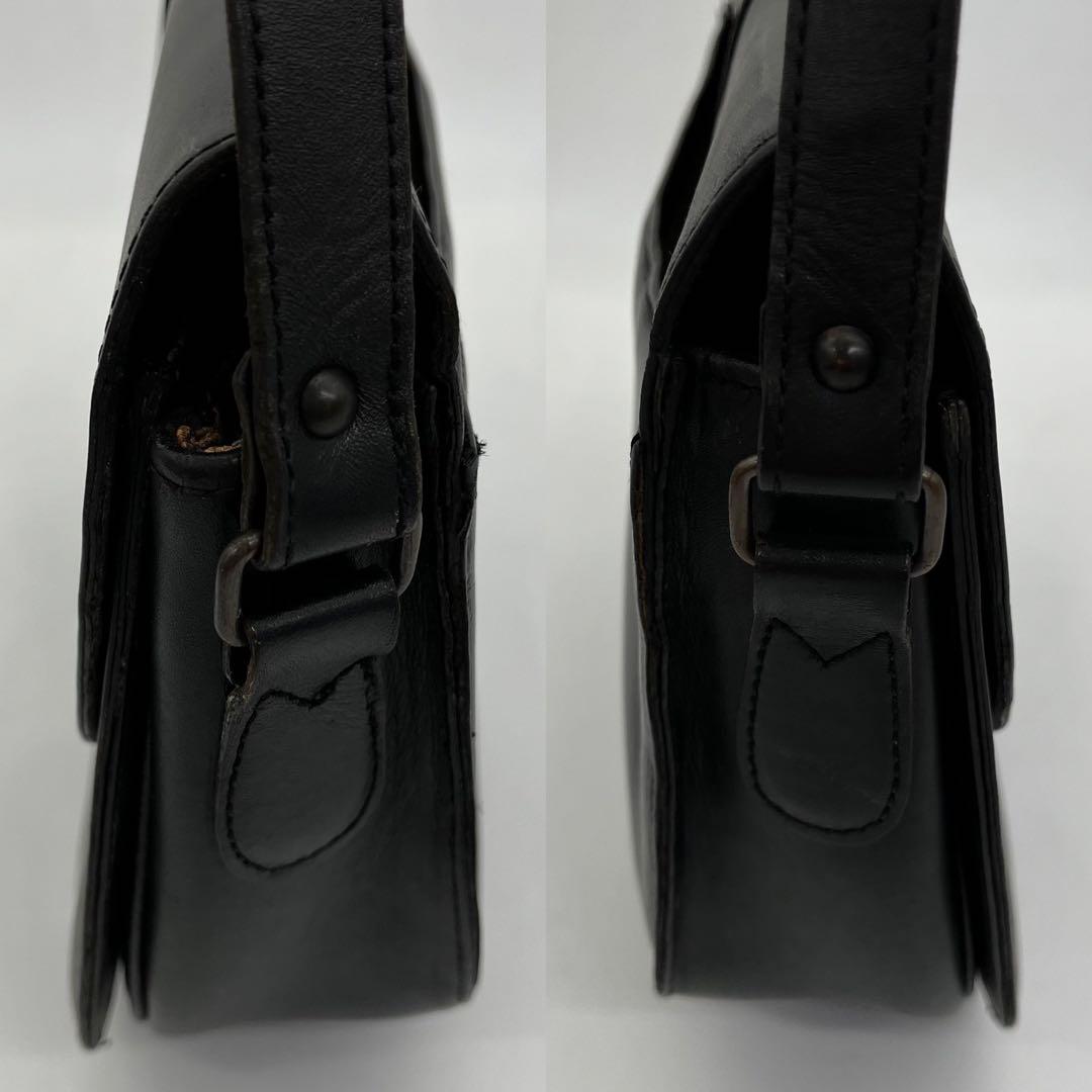 イヴサンローラン ショルダーバッグ 斜めがけ カサンドラ YSLロゴ 黒 レザー