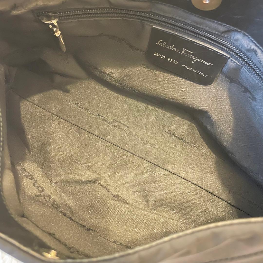 美品★サルヴァトーレフェラガモ スポーツ ワンショルダーバッグ ブラック