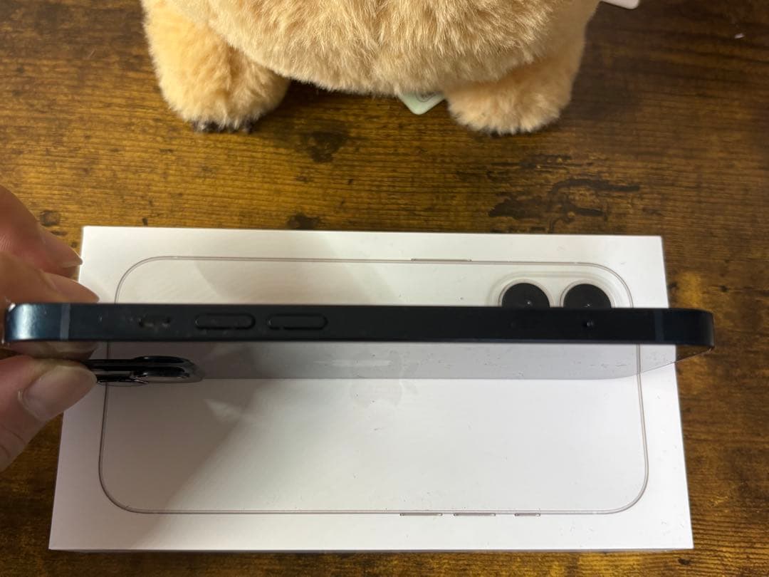 iPhone 13 128GB ブラック SIMフリー 傷あり バッテリー78%