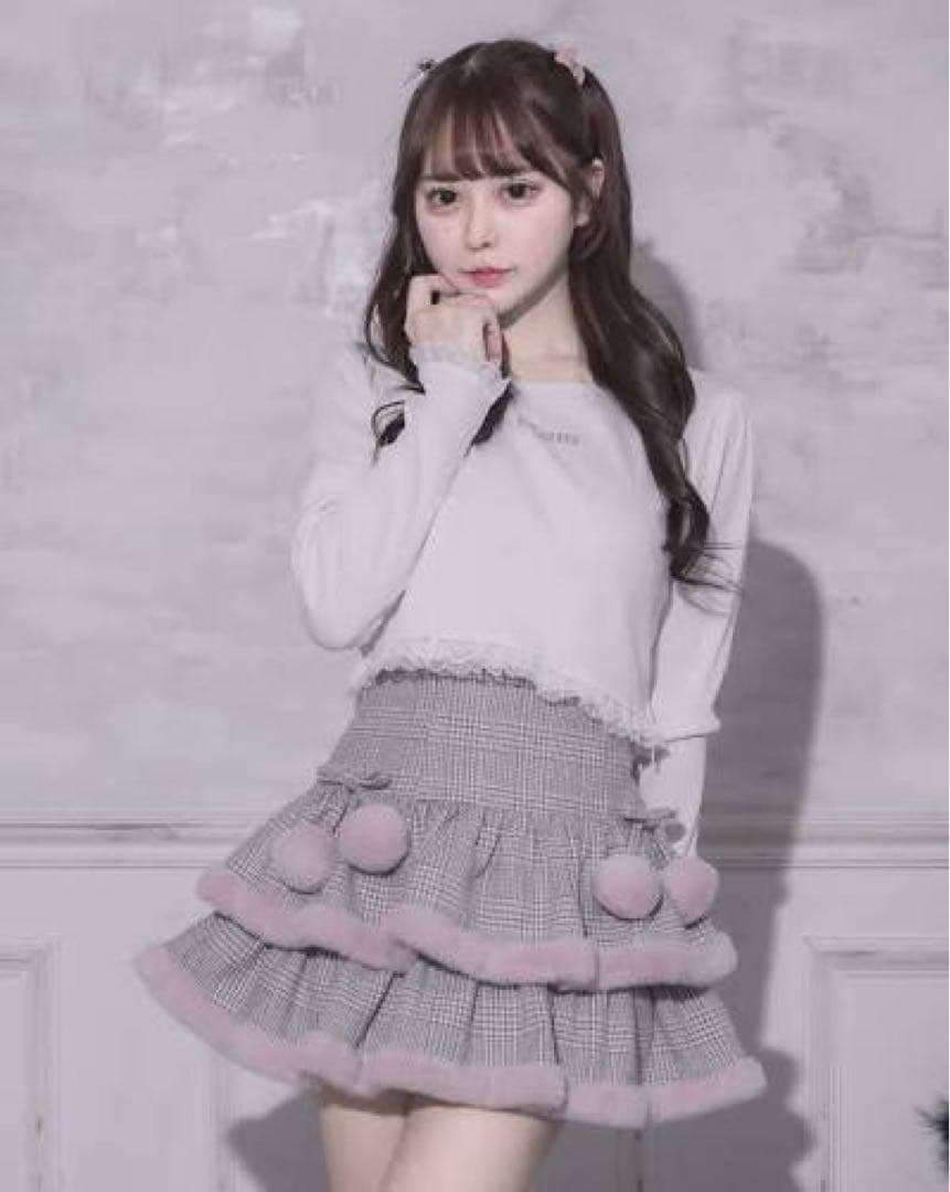 pium ファーティアードスカート