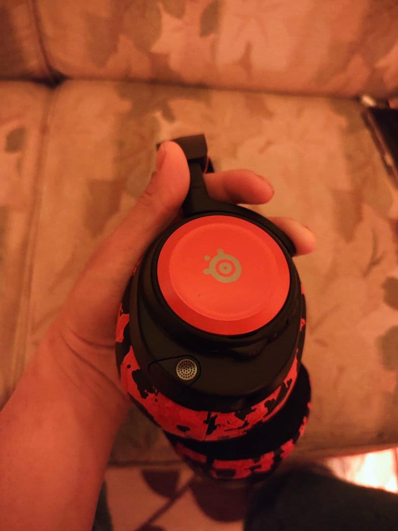 SteelSeries Nova Pro Wirelessゲーミングヘッドセット