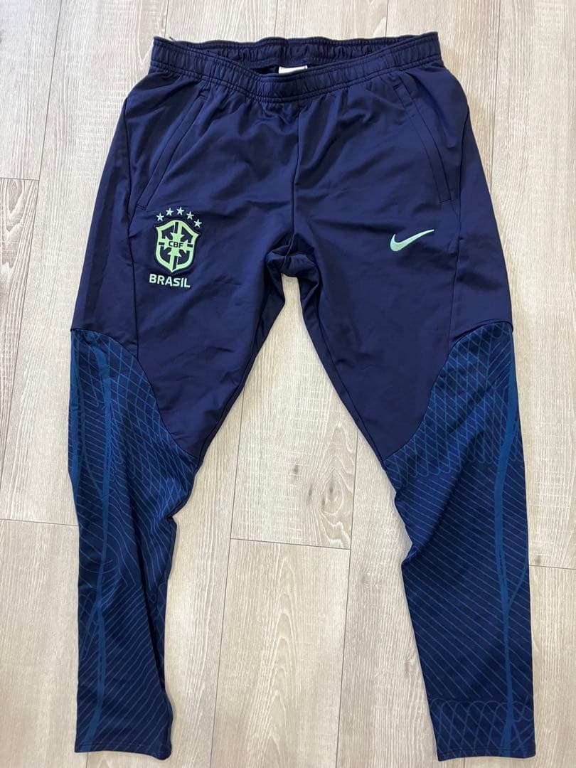 ナイキ　ブラジル代表　トレーニング長袖上下セット