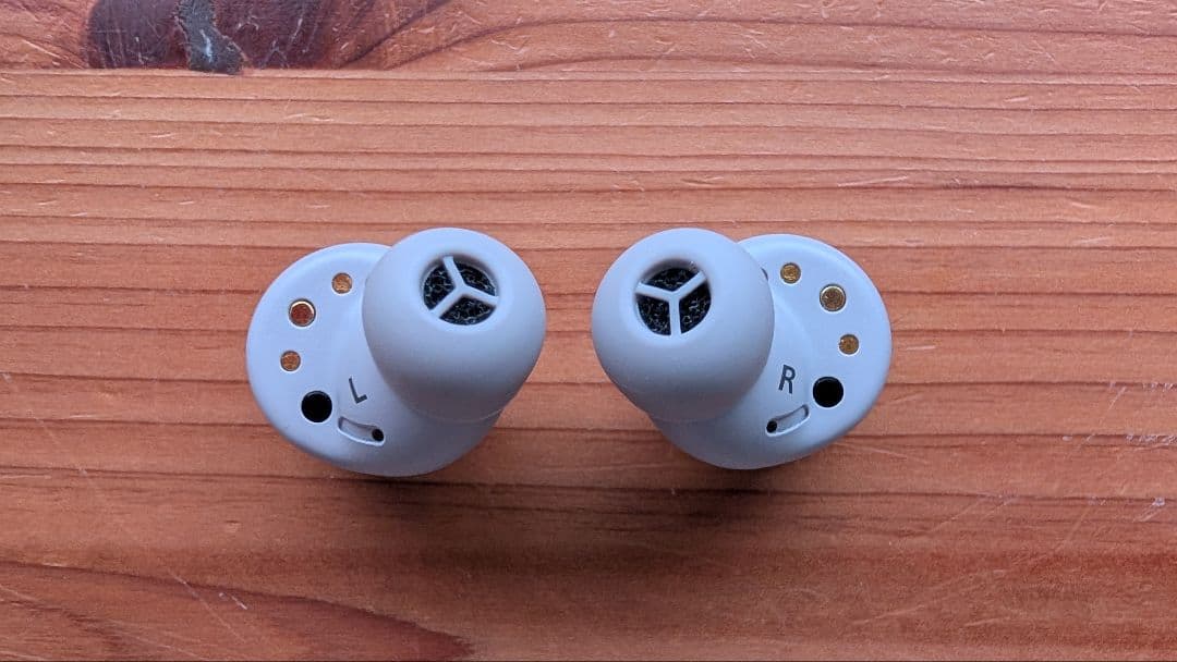 AZ100 Technics 本体付属品全て有り イヤーピース未使用