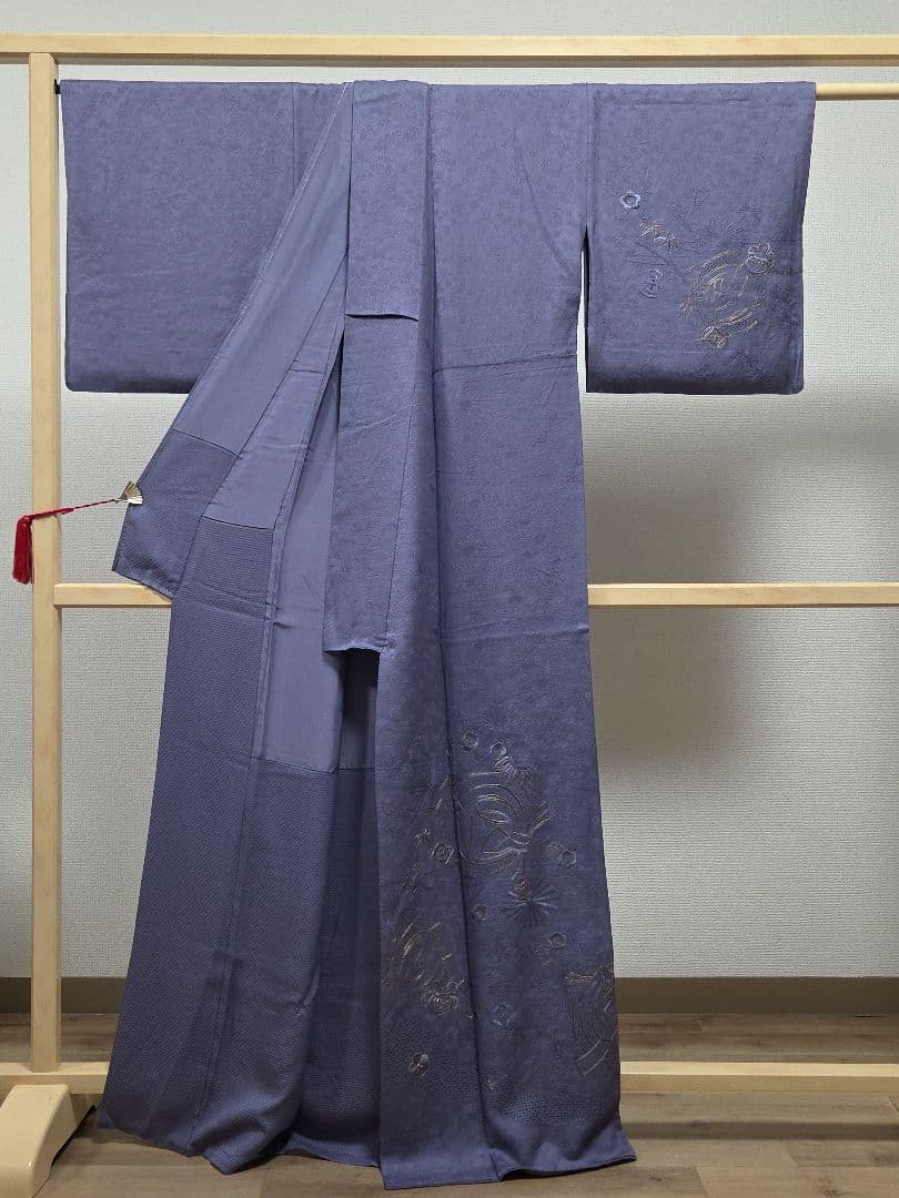 B 中国三大刺繍 蘇州 汕頭 金駒刺繍 宝尽し 松竹梅 袷 正絹 訪問着 着物