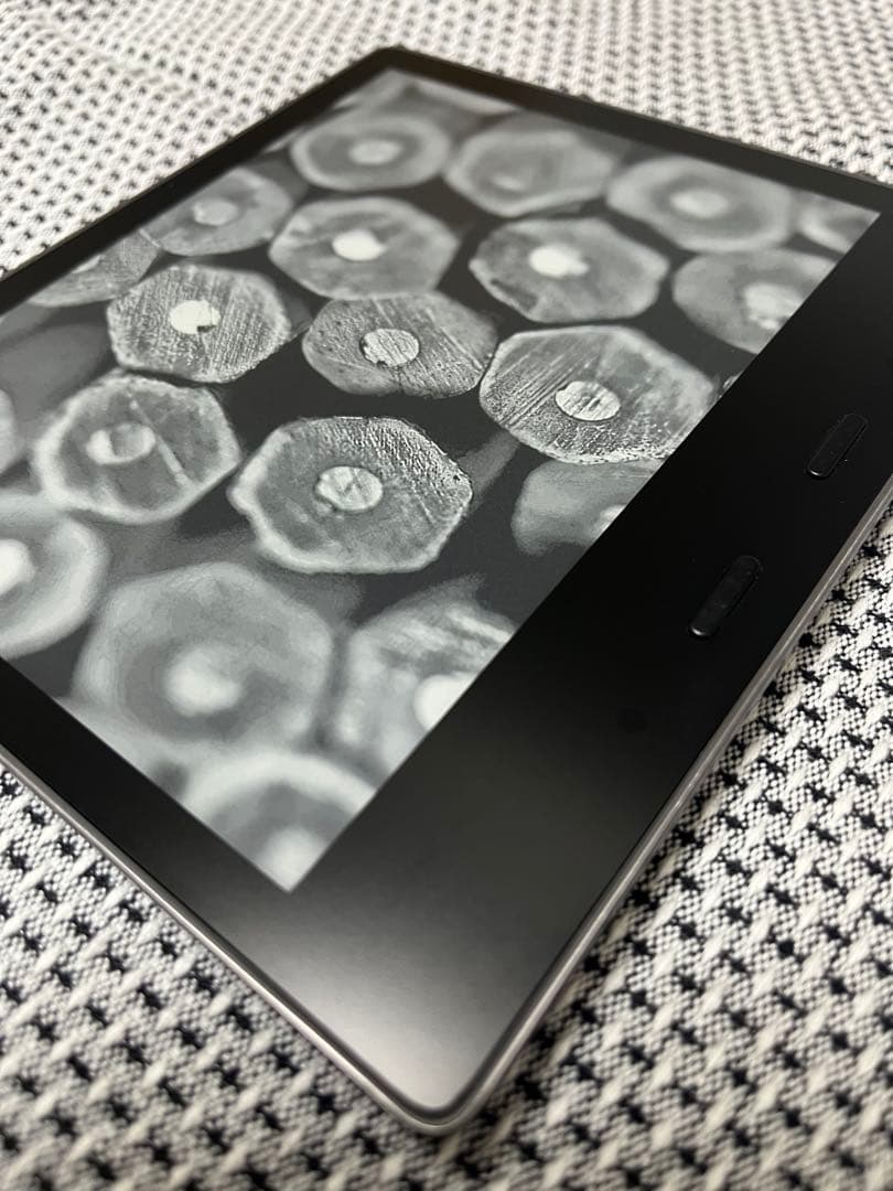 Kindle Oasis 32GB 広告なし。