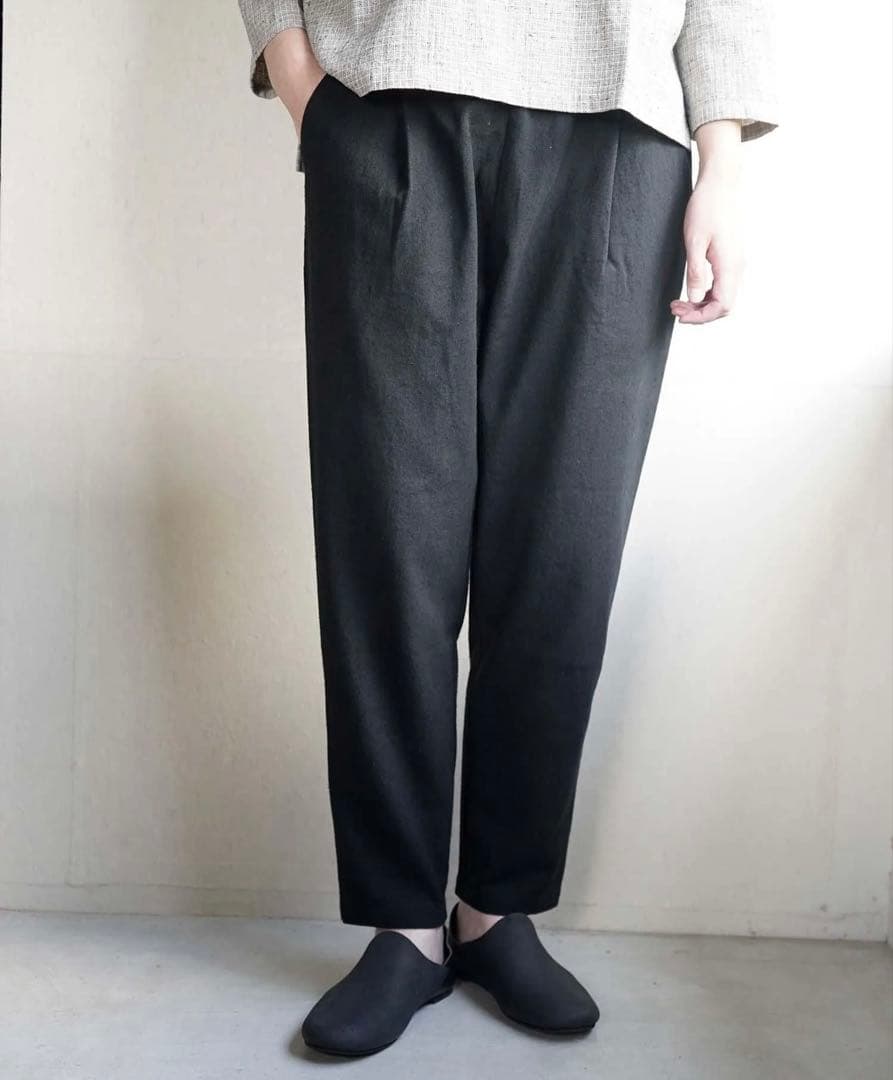 evam eva narrow pants 黒