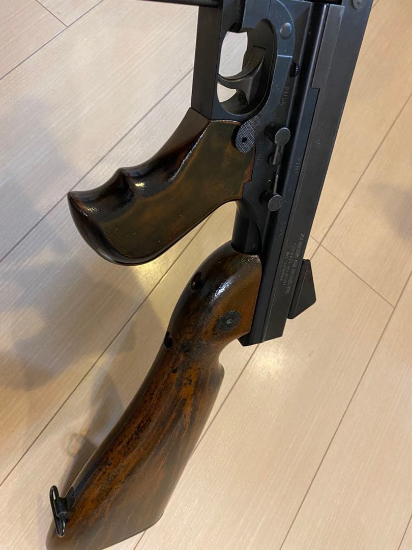 イ*ン様 絶版品　東京マルイ　M1A1トンプソン