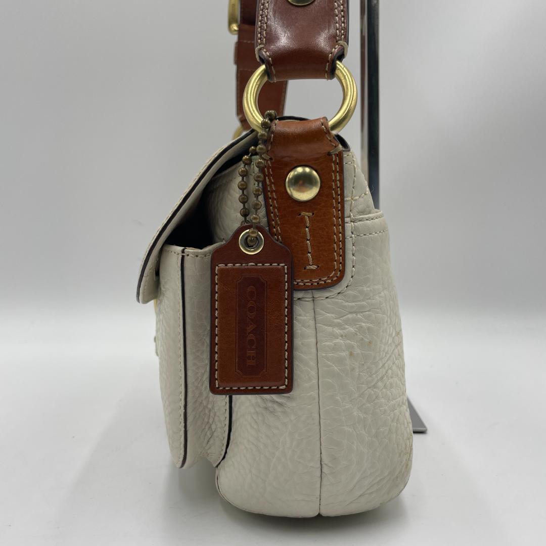良品 COACH ショルダーバッグ レザー ホワイト ソーホー