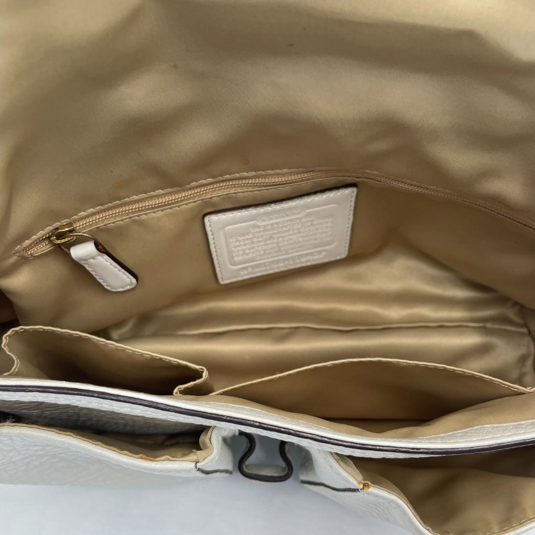 良品 COACH ショルダーバッグ レザー ホワイト ソーホー