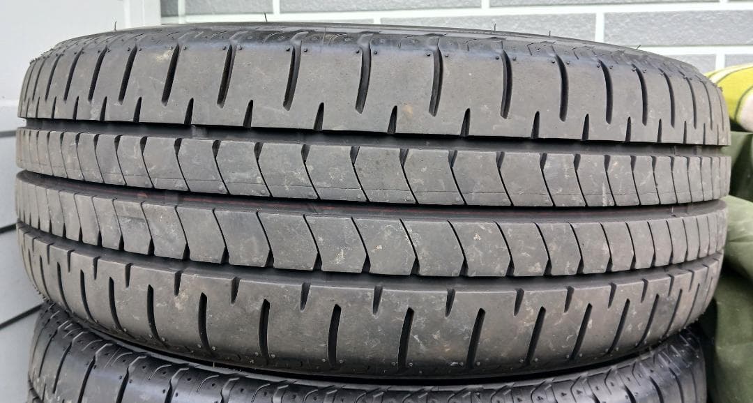 Nです。他の方は購入できません。トヨタ純正16インチアルミホイール