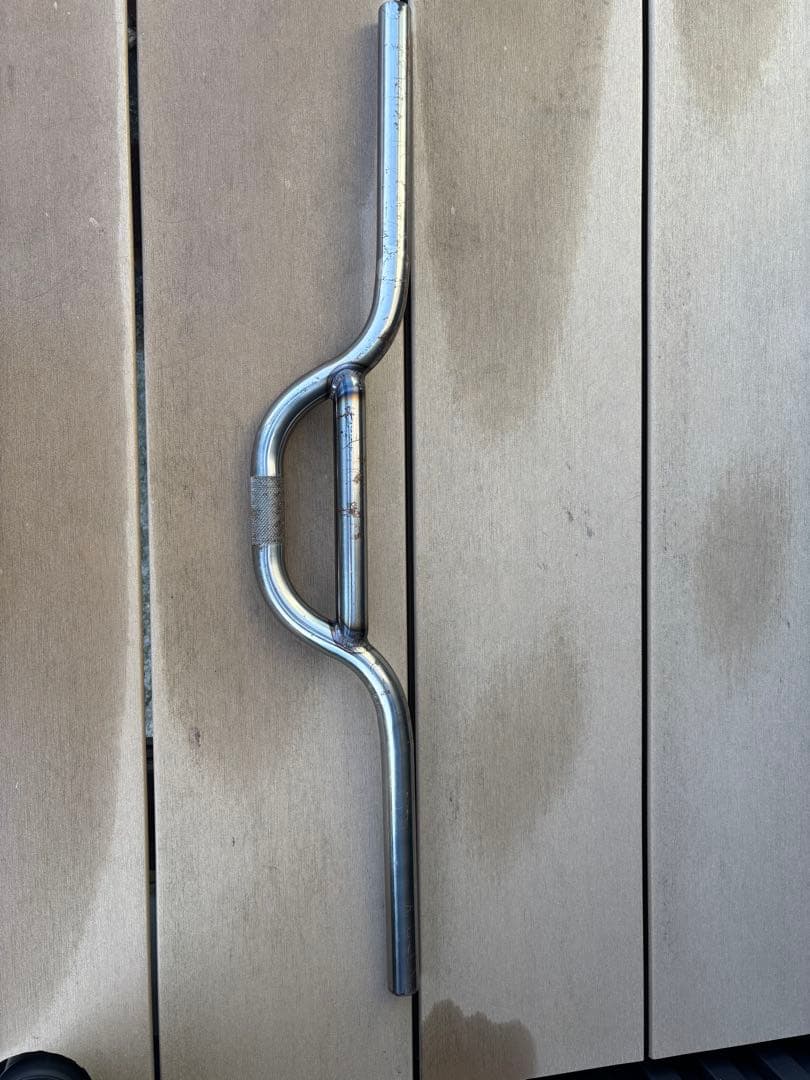 ブランド不明　ライザーバー　22.2㎜