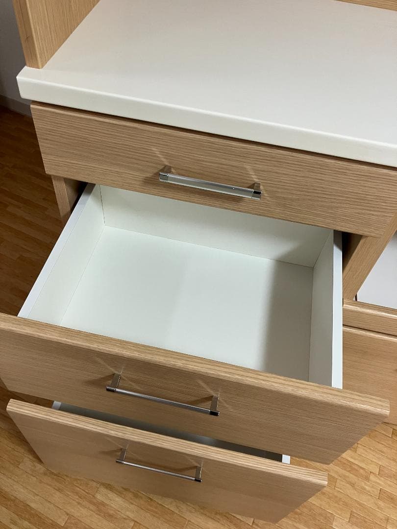 【ニトリ】食器棚 ナチュラル 幅105㎝　磨りガラス扉＆引き出し収納付き 美品