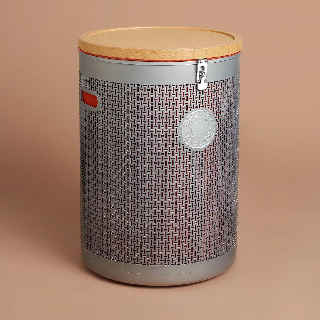 エルメス　馬具缶　サドルボックス 《カルーセル》