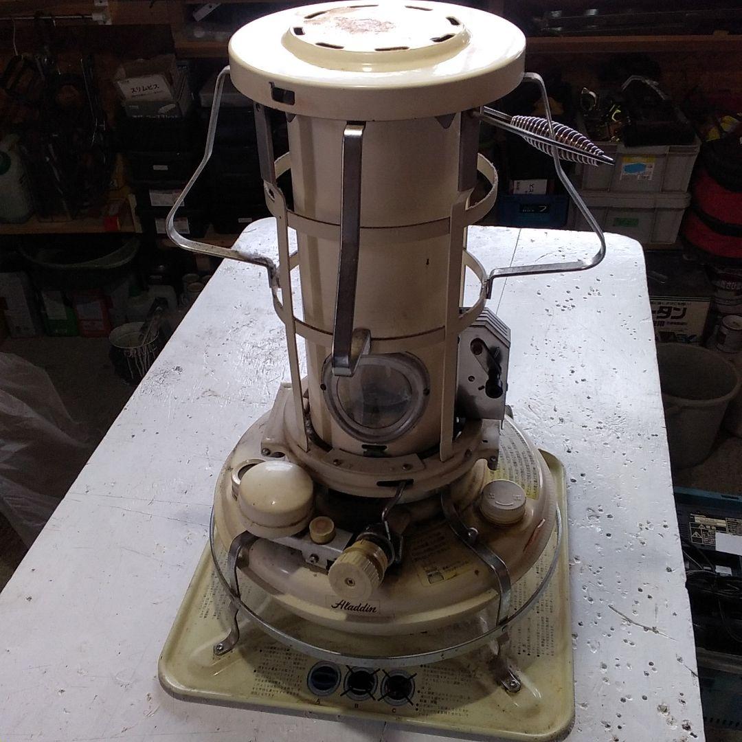 みるたけ様ご購入商品　Aladdin アラジン　石油ストーブ クリーム色