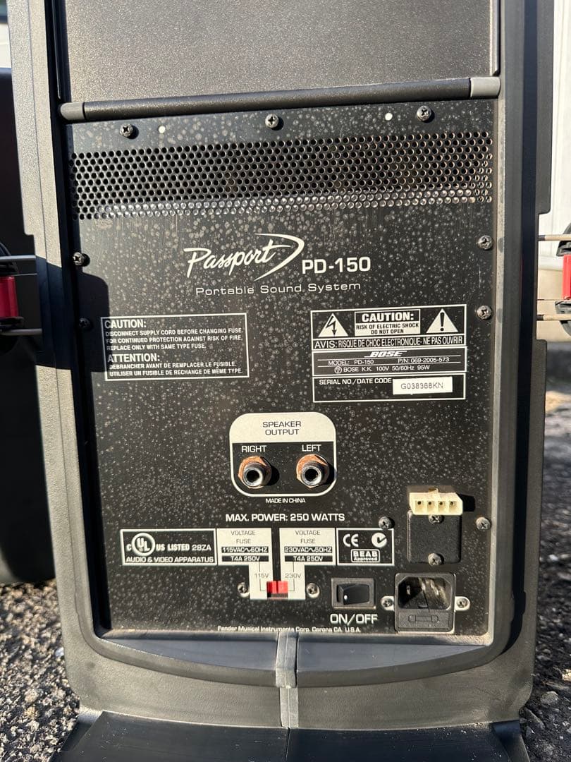 配信機器・PA機器・レコーディング機器 Passport PD150 Portable Sound System