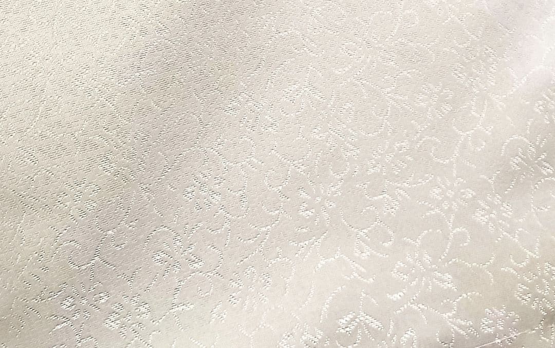 洗える色無地　花唐草地紋　ジャガード織　袷Ｍサイズ