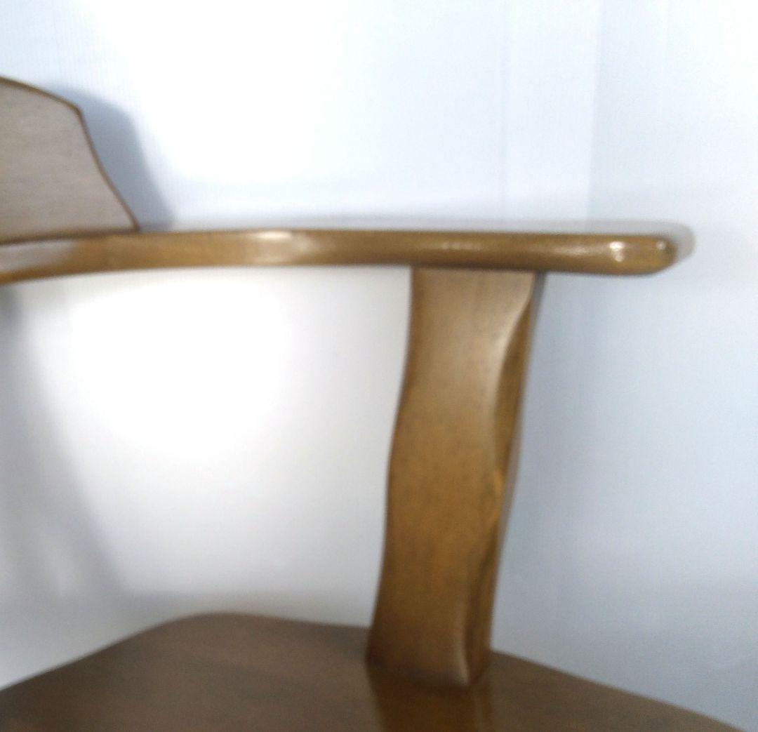 ブラウン木製アームチェア ダイニングチェア 回転式 幅広