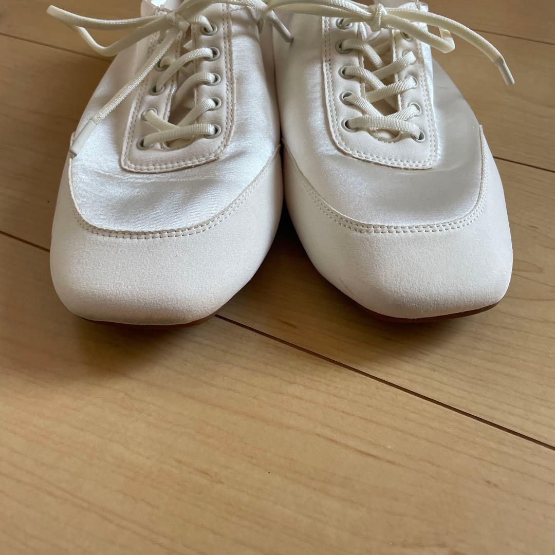 1度のみ使用☆VIVAIA Cristina レースアップスニーカー24.5cm