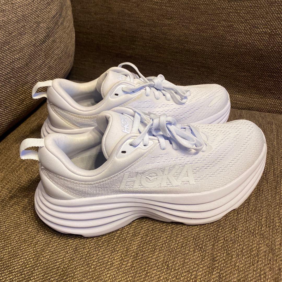 HOKA BONDI 8 ホワイト 23cm 未使用