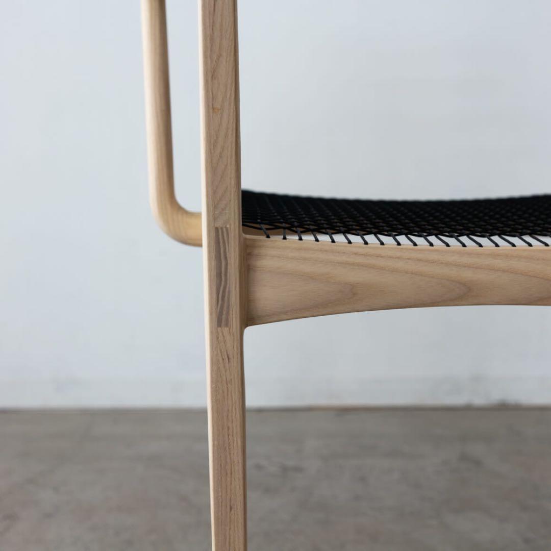 ELEGANCE ダイニングアームチェア　ホワイトアッシュ材 / ソープ仕上げ