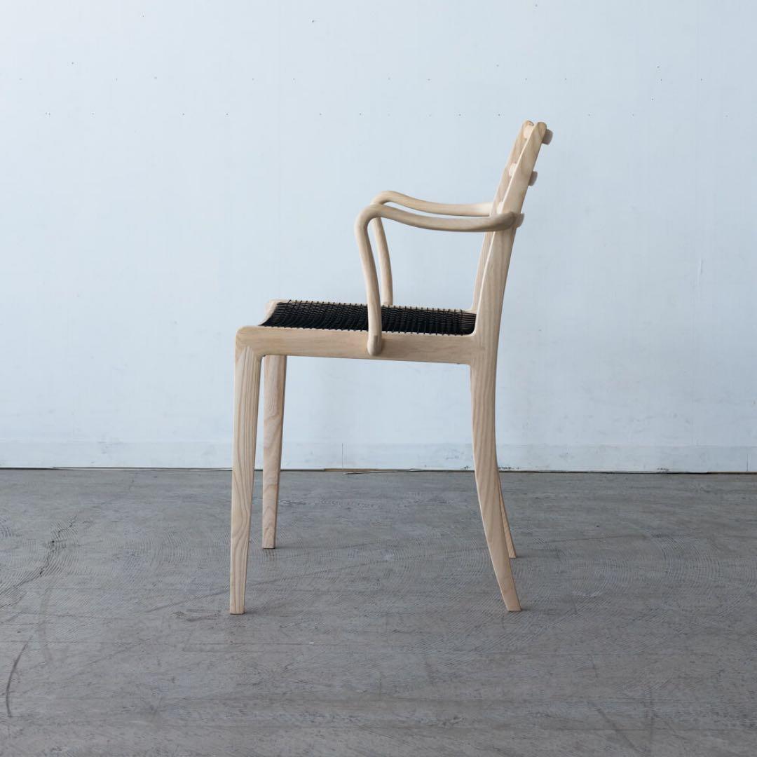 ELEGANCE ダイニングアームチェア　ホワイトアッシュ材 / ソープ仕上げ