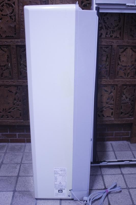 ◆コロナ窓用エアコン　4~7畳　CW-F1617（2017年製）冷房専用