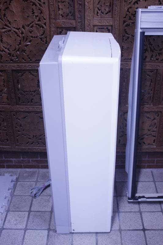 ◆コロナ窓用エアコン　4~7畳　CW-F1617（2017年製）冷房専用