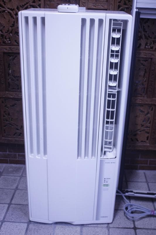 ◆コロナ窓用エアコン　4~7畳　CW-F1617（2017年製）冷房専用