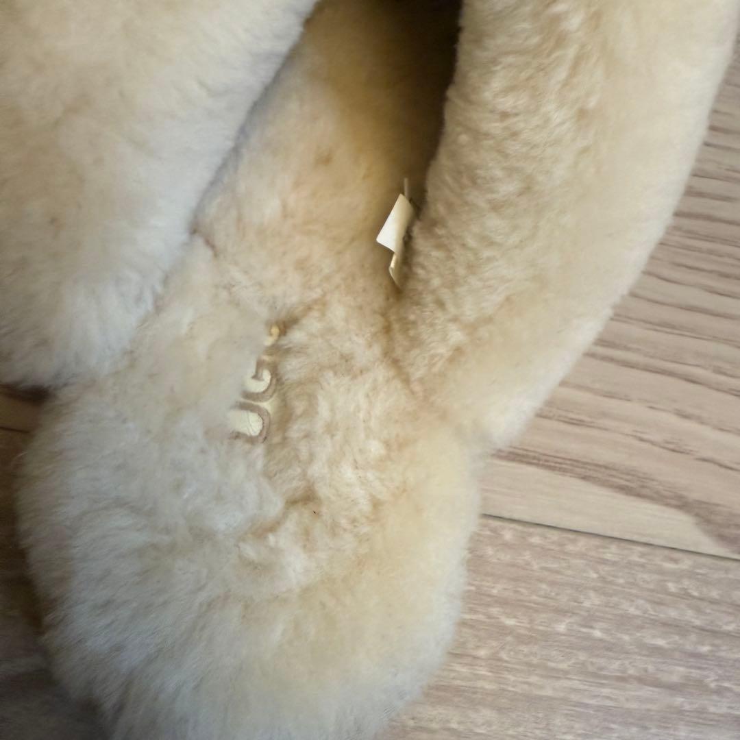 靴 UGG Scuffette II USL8 JP24.5 EU39