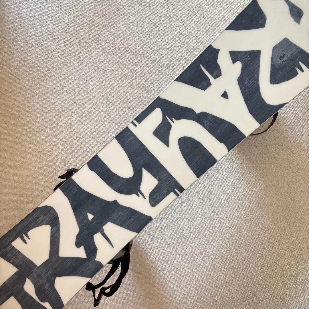 GRAY グレイ　トリックスティック　スノーボード　143cm ロッカー　白