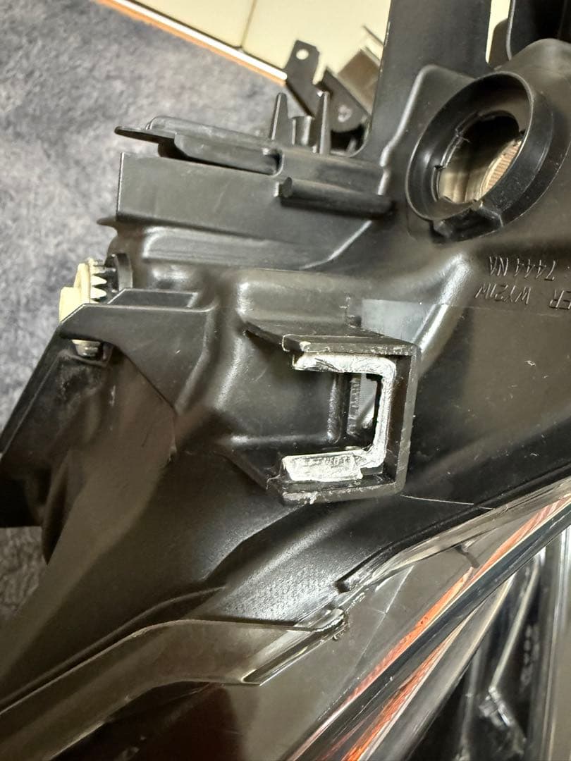 m*e様 50プリウスライト