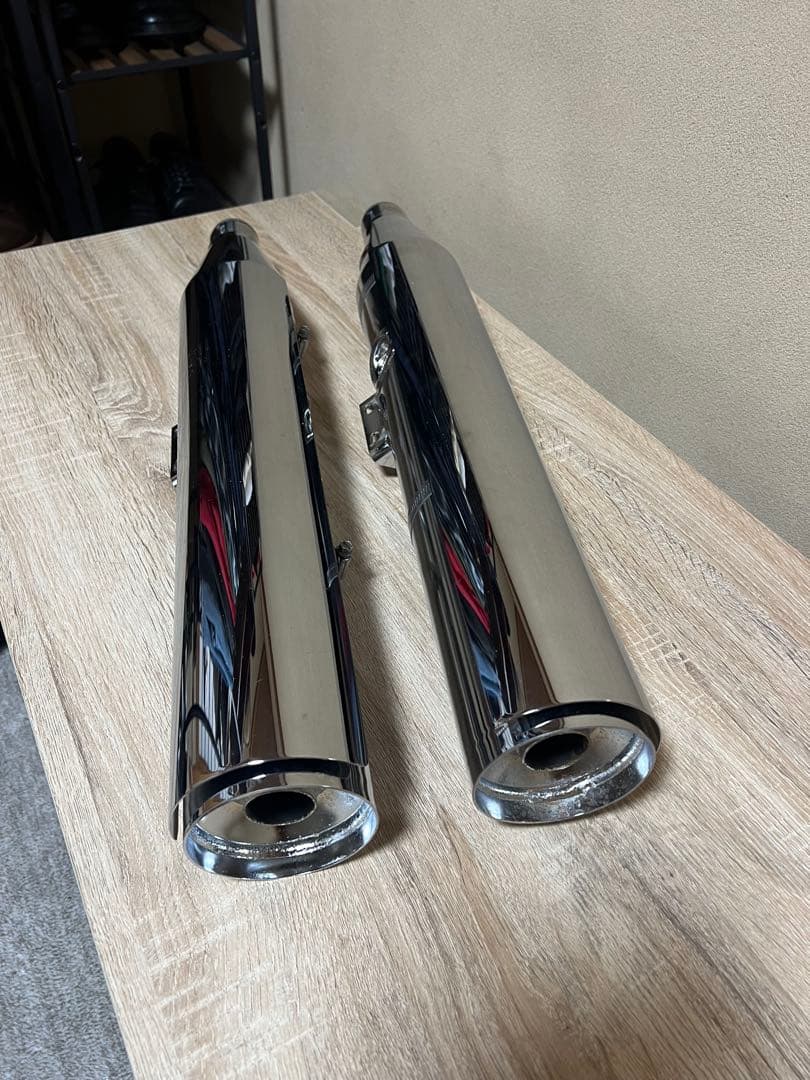 ハーレー　ソフテイルスタンダード　純正マフラー