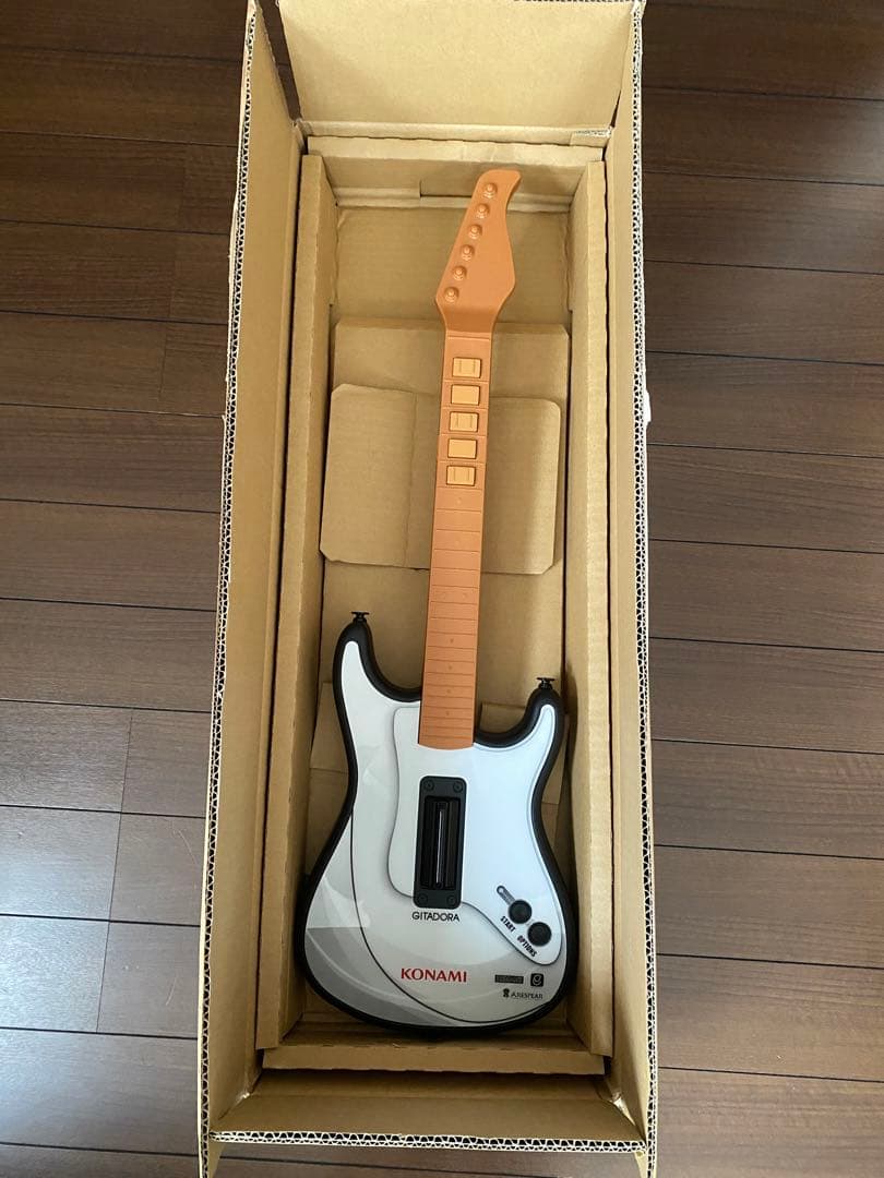 KONAMI ギターフリークス　プレミアムモデル　GITADORA