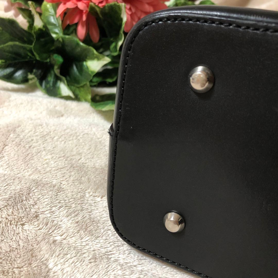 デイジー様2点まとめ売り（バーバリートートバッグ& 2way バッグ　クロコ）