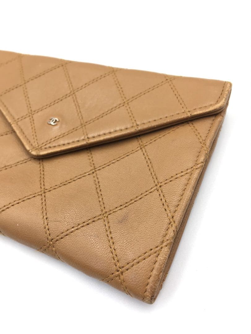 シャネル　ラムスキン　財布