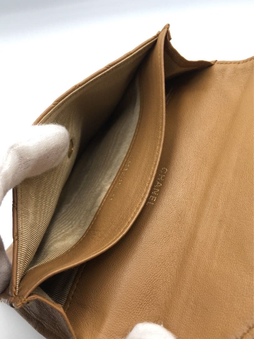 シャネル　ラムスキン　財布