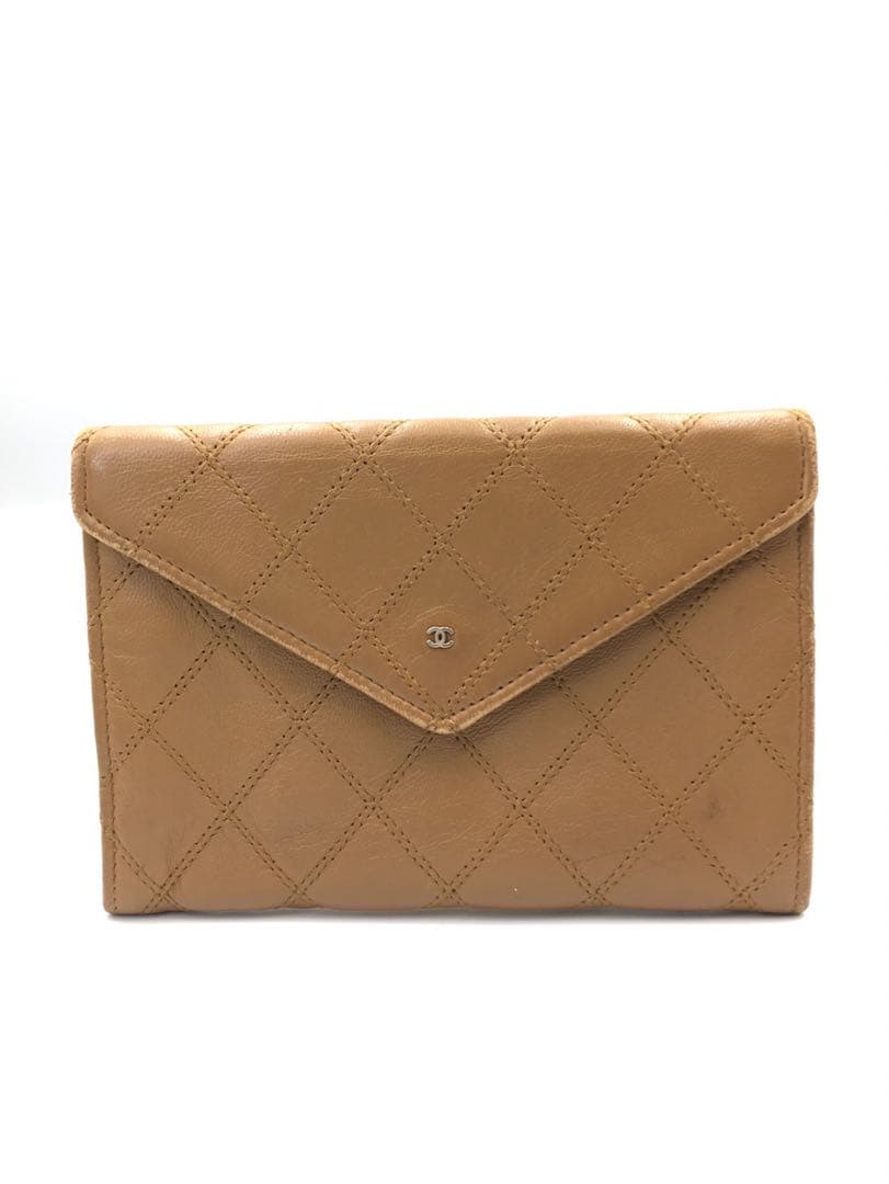 シャネル　ラムスキン　財布