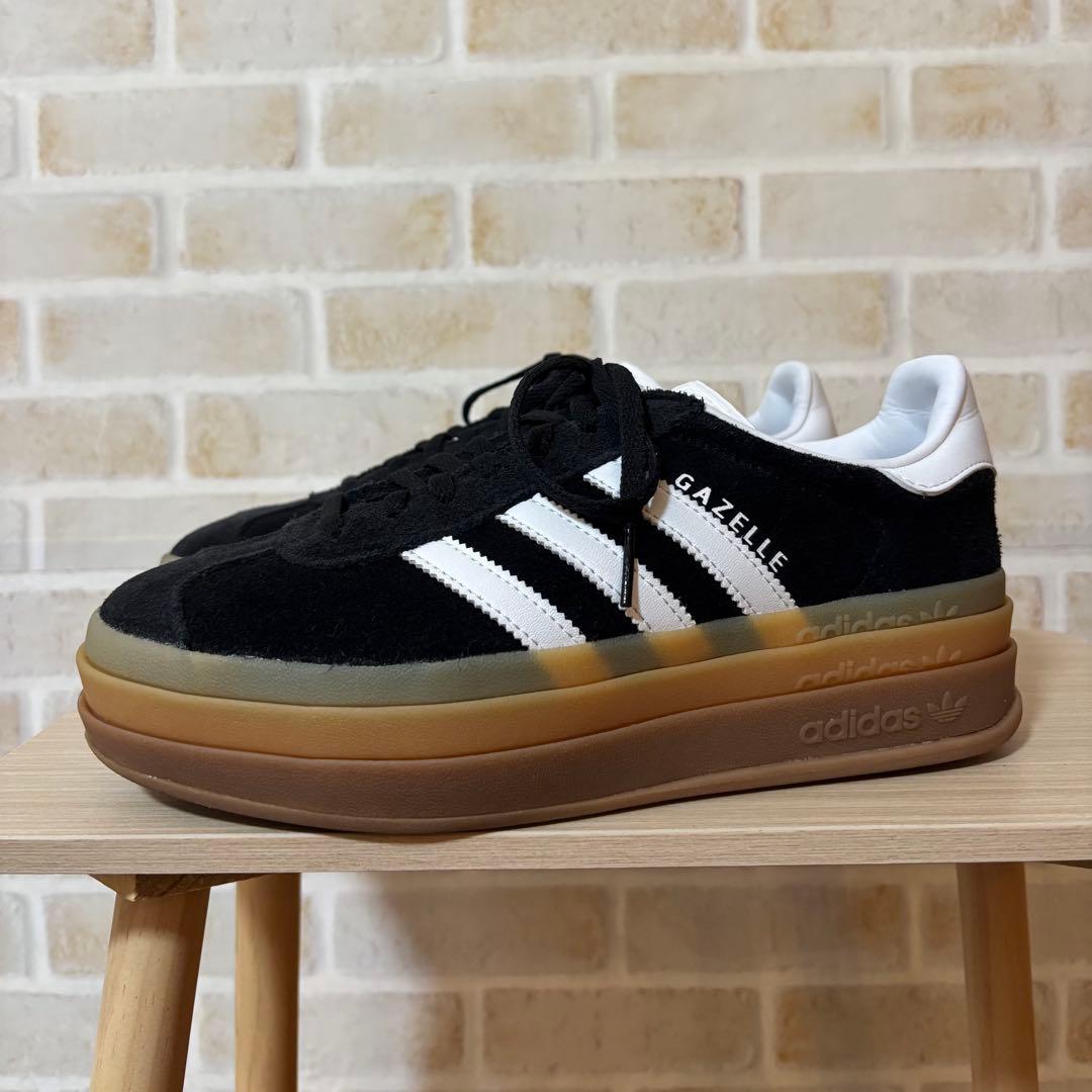 ガゼルボールド / Gazelle Bold / ブラック×ホワイト/24cm