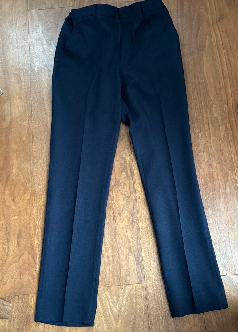 waltz by BEAMS DESIGNネイビースーツポケットチーフ付160