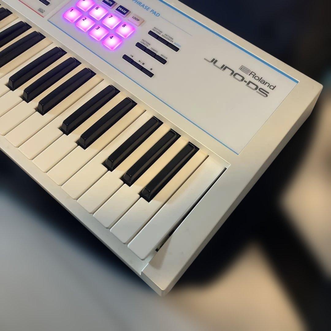 Roland JUNO-DS White 61鍵