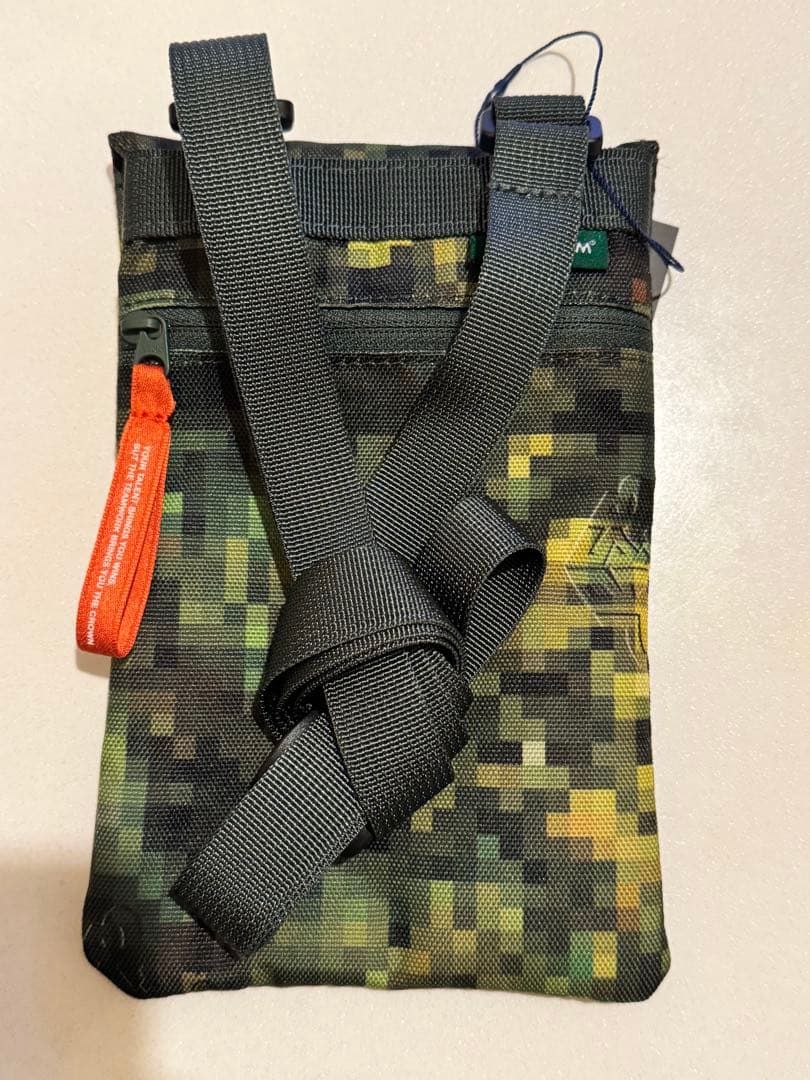 バッグ APPLEBUM RAIDBACK PIXEL CAMO NECK POUCH