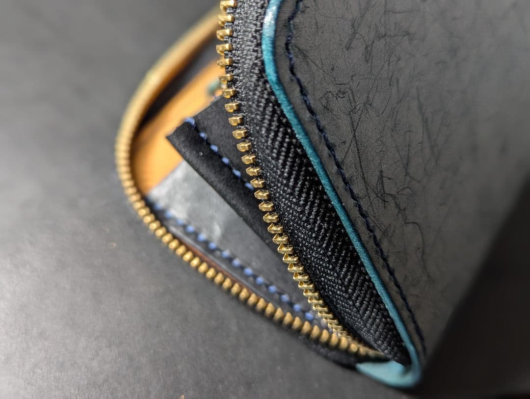 ロングファスナーウォレット 長財布 ゴーストレザー