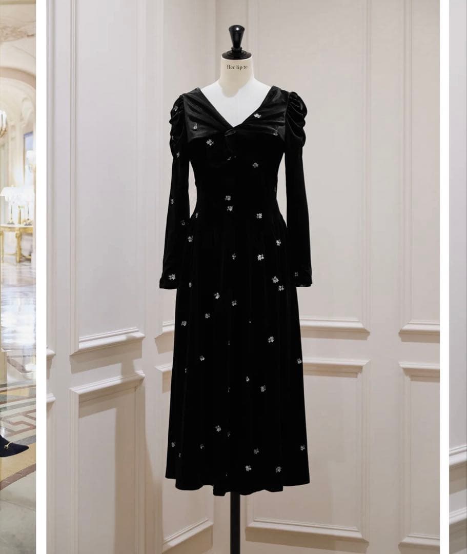 ワンピース herlipto Belmont Floral Velour Dress M