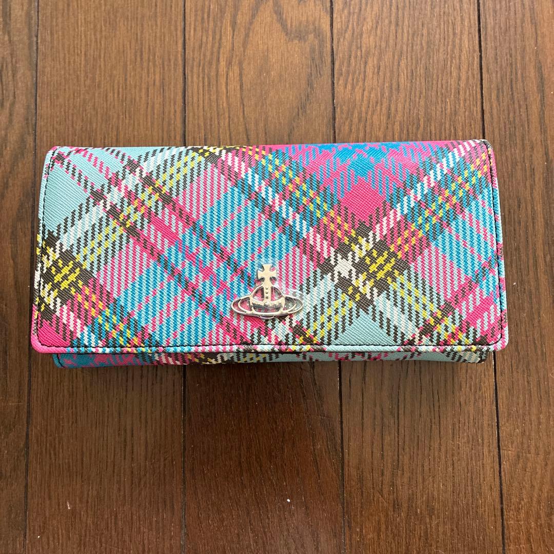 【未使用品】ヴィヴィアンウエストウッド サフィアーノ かぶせ長財布 箱付き