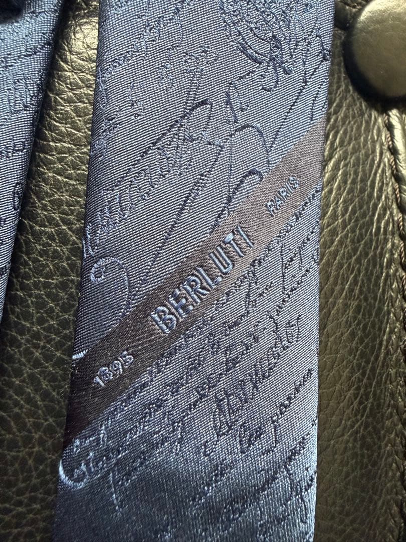 ベルルッティ　ネクタイ　ネイビー　ブルー　Berluti