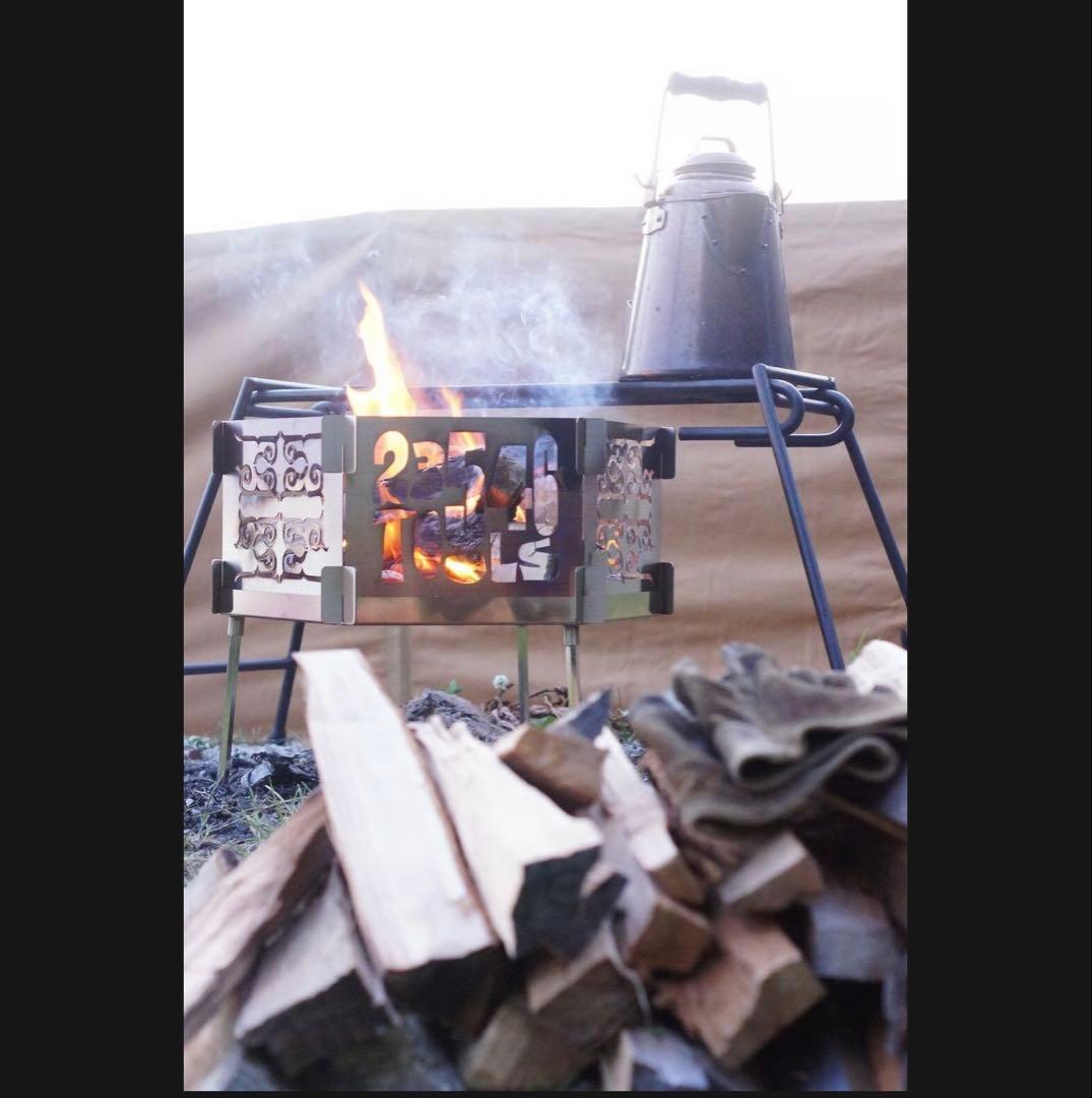 新品未使用 23546TOOLSアイヌ紋様焚き火台 ケース付き