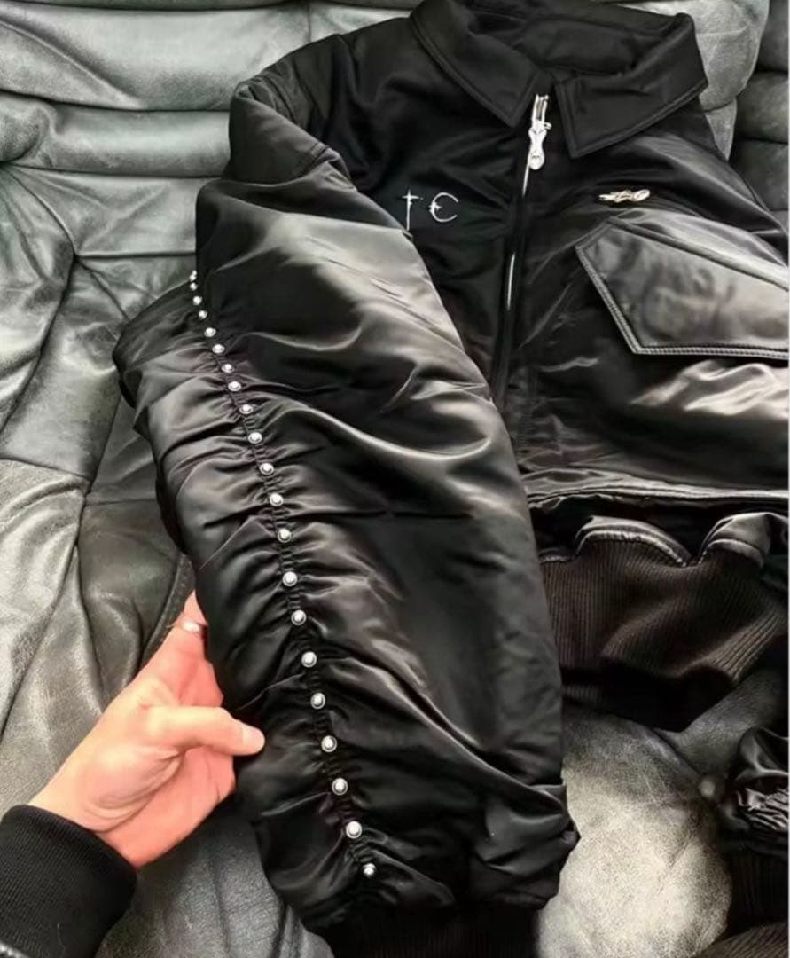 ブラック ボンバージャケット thug club